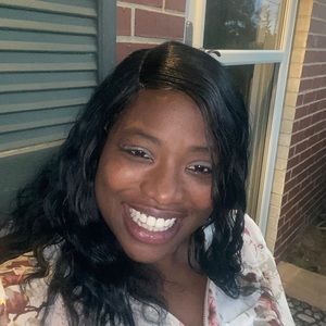 Meet your Posher, Angelica